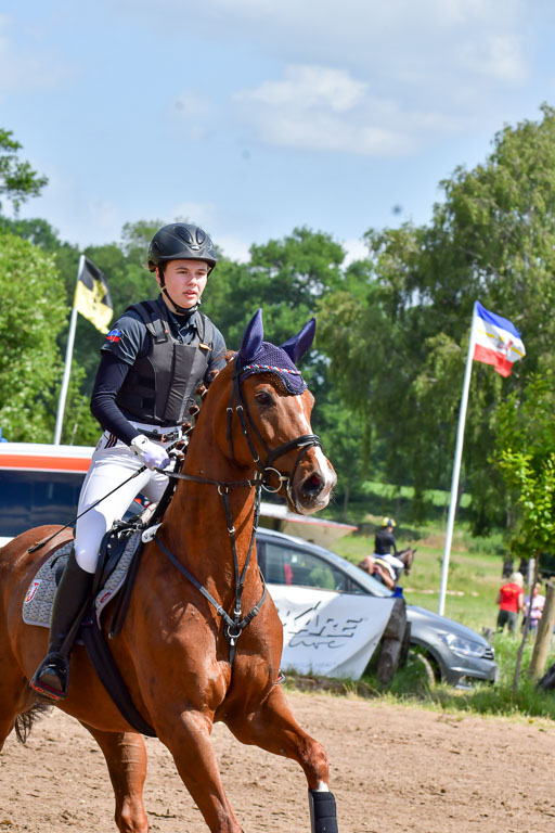 Goldene Schärpe Pferde  in Löningen  11+12.6.22 | 11062022 - Gelände 1 Abt_0920 