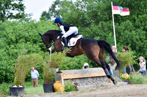 Goldene Schärpe Pferde  in Löningen  11+12.6.22 | 11062022 - Gelände 1 Abt_0968 