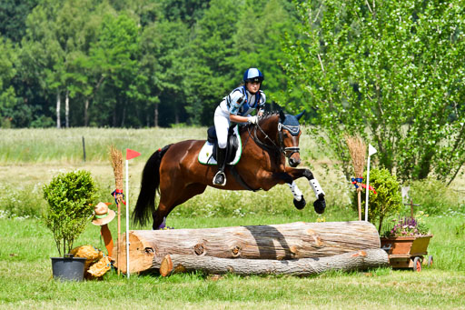 Goldene Schärpe Pferde  in Löningen  11+12.6.22 | 11062022 - Gelände 1 Abt_0991 