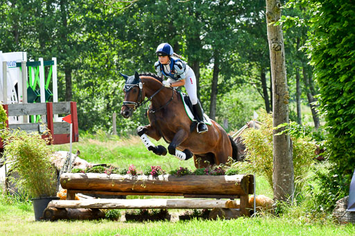Goldene Schärpe Pferde  in Löningen  11+12.6.22 | 11062022 - Gelände 1 Abt_1010 