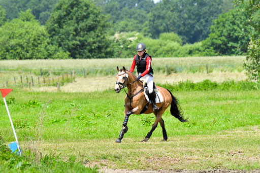 Goldene Schärpe Pferde  in Löningen  11+12.6.22 | 11062022 - Gelände 1 Abt_1066 