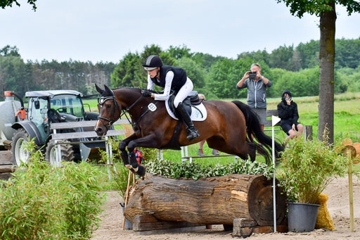 Goldene Schärpe PFerde  in Löningen  11+12.6.22 | 11062022 - Gelände 1 Abt_1138 