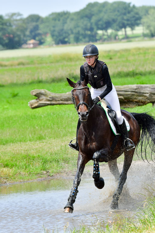 Goldene Schärpe PFerde  in Löningen  11+12.6.22 | 11062022 - Gelände 1 Abt_1149 