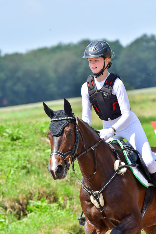 Goldene Schärpe PFerde  in Löningen  11+12.6.22 | 11062022 - Gelände 1 Abt_1198 
