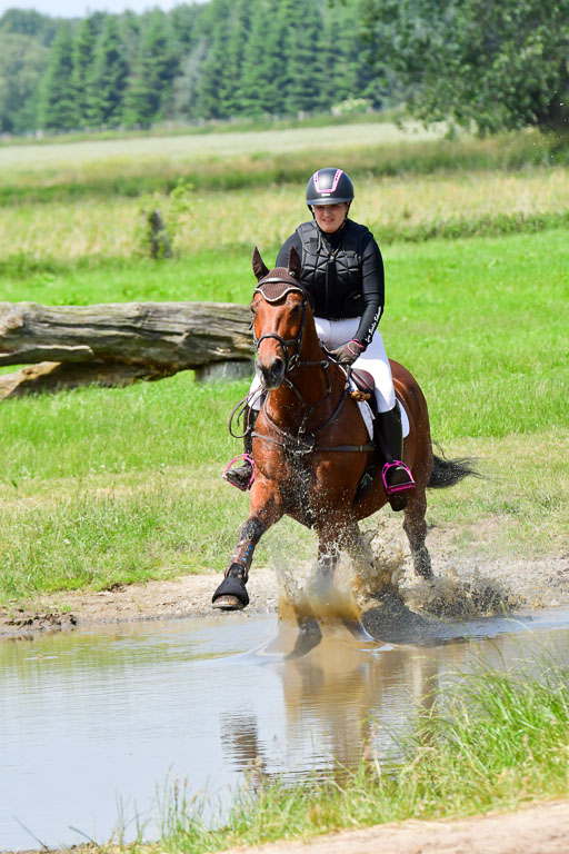 Goldene Schärpe PFerde  in Löningen  11+12.6.22 | 11062022 - Gelände 1 Abt_1219 