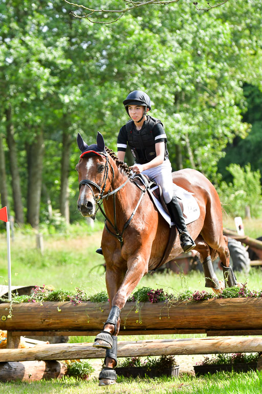 Goldene Schärpe PFerde  in Löningen  11+12.6.22 | 11062022 - Gelände 1058 Abt 