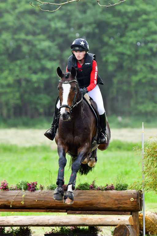 Goldene Schärpe Pferde  in Löningen  11+12.6.22 | 11062022 - Gelände 535 Abt 