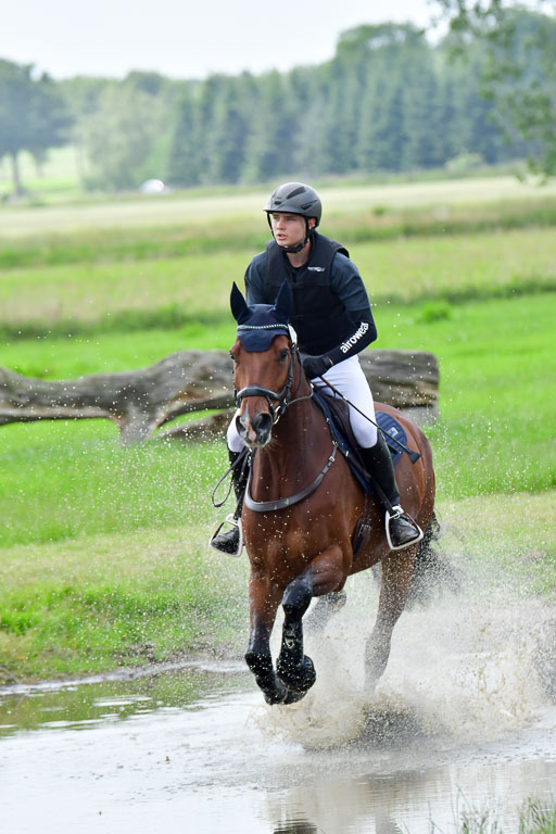 Goldene Schärpe PFerde  in Löningen  11+12.6.22 | 11062022 - Gelände 800 Abt 
