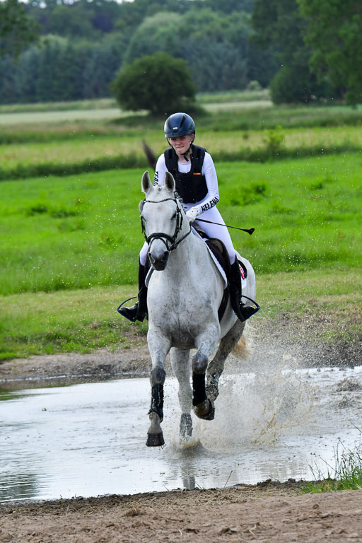 Goldene Schärpe PFerde  in Löningen  11+12.6.22 | 11062022 - Gelände 926 Abt 