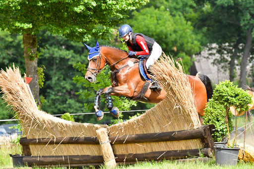 Goldene Schärpe PFerde  in Löningen  11+12.6.22 | 11062022 - Gelände 972 Abt 