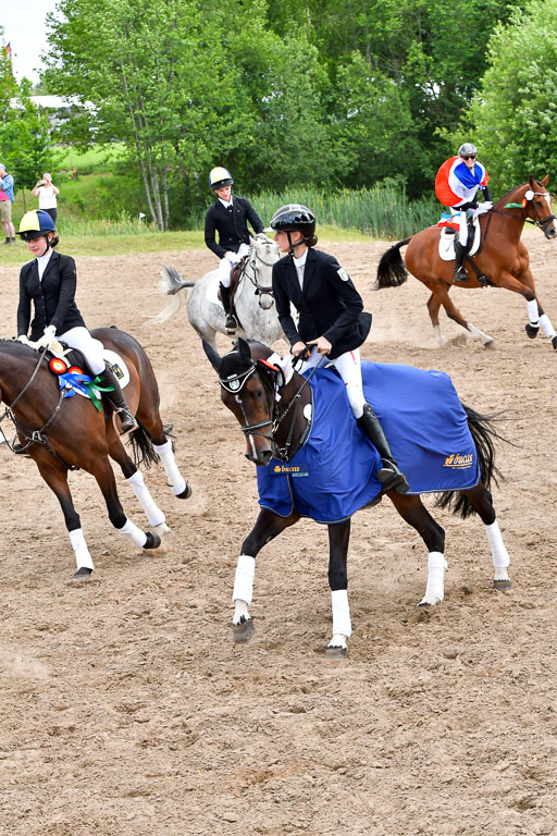 Goldene Schärpe PFerde  in Löningen  11+12.6.22 | 12062022 Siegerehrung_213 