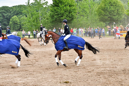 Goldene Schärpe PFerde  in Löningen  11+12.6.22 | 12062022 Siegerehrung_231 