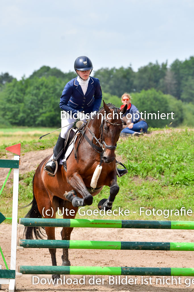 Goldene Schärpe PFerde  in Löningen  11+12.6.22 | 22062022 Springen 2 Abt _088