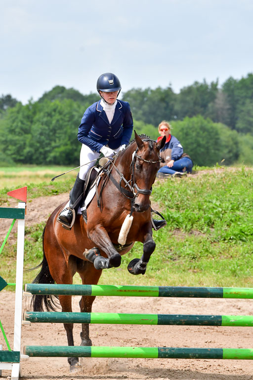 Goldene Schärpe PFerde  in Löningen  11+12.6.22 | 22062022 Springen 2 Abt _088 