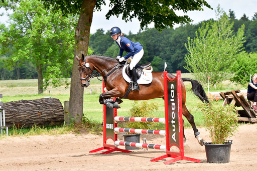 Goldene Schärpe PFerde  in Löningen  11+12.6.22 | 22062022 Springen 2 Abt _092 