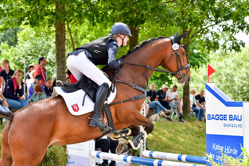 Goldene Schärpe PFerde  in Löningen  11+12.6.22 | 22062022 Springen 2 Abt _118 