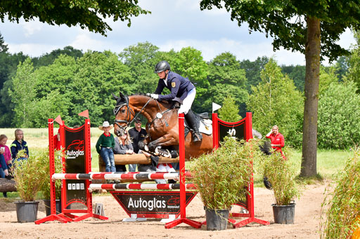 Goldene Schärpe PFerde  in Löningen  11+12.6.22 | 22062022 Springen 2 Abt _305 