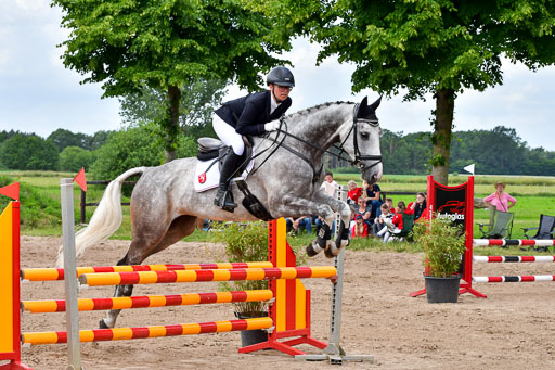 Goldene Schärpe PFerde  in Löningen  11+12.6.22 | 22062022 Springen 2 Abt _332 