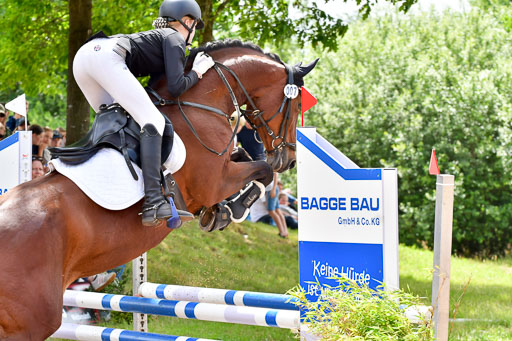 Goldene Schärpe PFerde  in Löningen  11+12.6.22 | 22062022 Springen 2 Abt _345 
