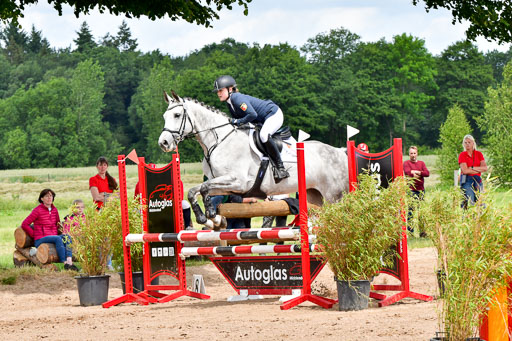 Goldene Schärpe PFerde  in Löningen  11+12.6.22 | 22062022 Springen 2 Abt _394 