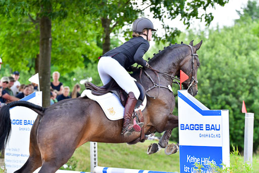 Goldene Schärpe PFerde  in Löningen  11+12.6.22 | 22062022 Springen 2 Abt _412 