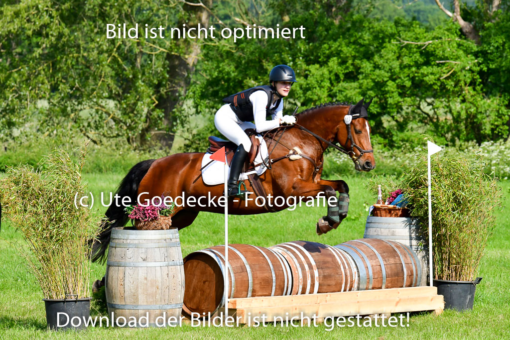 Goldene Schärpe Ponys in Löningen 4+5.6.22 | 04062022 - Gelände 1 Abt _0145