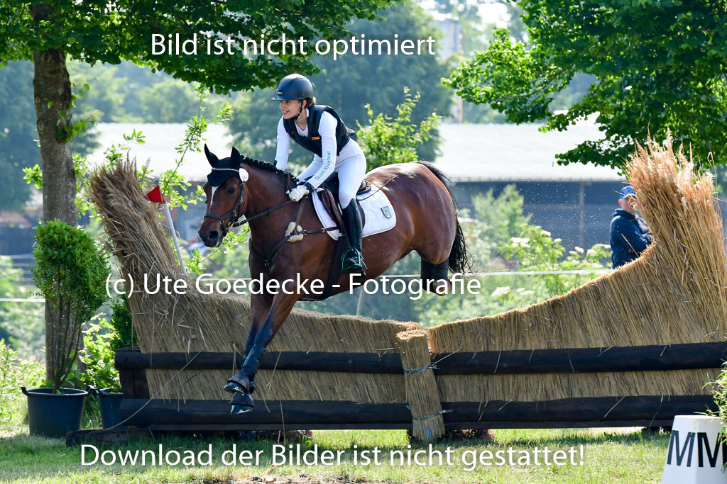 Goldene Schärpe Ponys in Löningen 4+5.6.22 | 04062022 - Gelände 1 Abt _0166