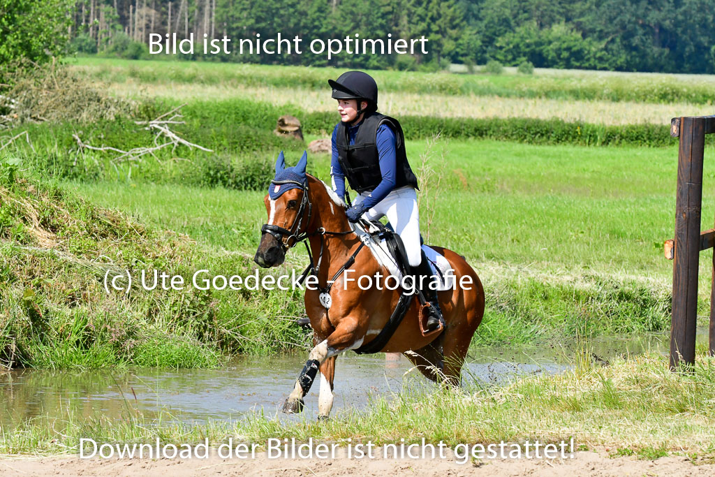 Goldene Schärpe Ponys in Löningen 4+5.6.22 | 04062022 - Gelände 1 Abt _0562