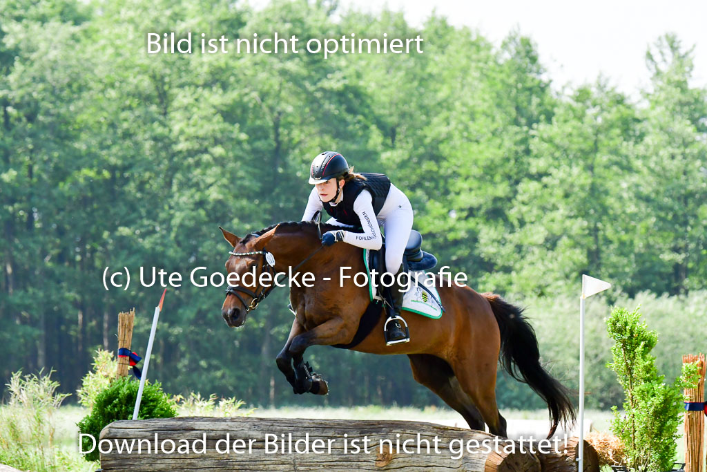 Goldene Schärpe Ponys in Löningen 4+5.6.22 | 04062022 - Gelände 1 Abt _0652
