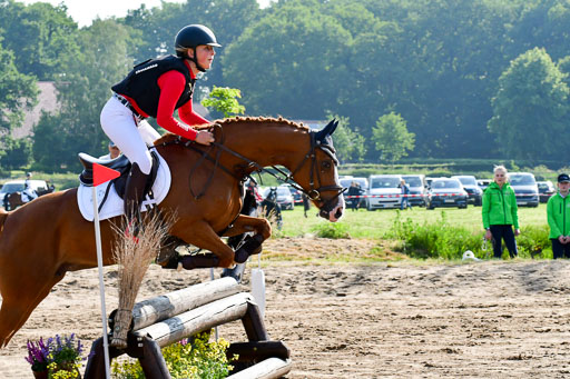 Goldene Schärpe Ponys in Löningen  4+5.6.22 | 04062022 - Gelände 1 Abt _0045 