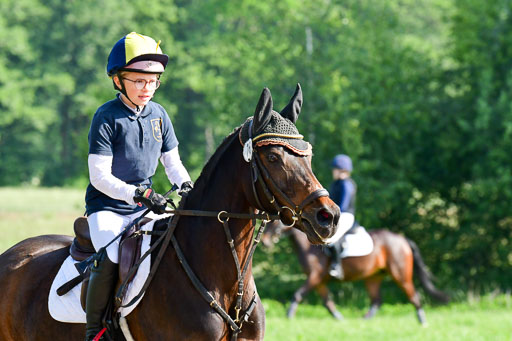 Goldene Schärpe Ponys in Löningen  4+5.6.22 | 04062022 - Gelände 1 Abt _0070 