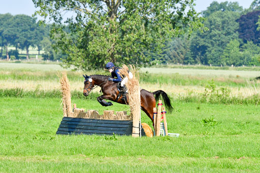 Goldene Schärpe Ponys in Löningen  4+5.6.22 | 04062022 - Gelände 1 Abt _0086 