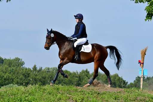 Goldene Schärpe Ponys in Löningen  4+5.6.22 | 04062022 - Gelände 1 Abt _0098 