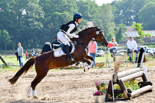 Goldene Schärpe Ponys in Löningen  4+5.6.22 | 04062022 - Gelände 1 Abt _0108 
