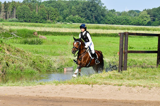 Goldene Schärpe Ponys in Löningen  4+5.6.22 | 04062022 - Gelände 1 Abt _0114 