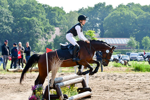 Goldene Schärpe Ponys in Löningen  4+5.6.22 | 04062022 - Gelände 1 Abt _0131 