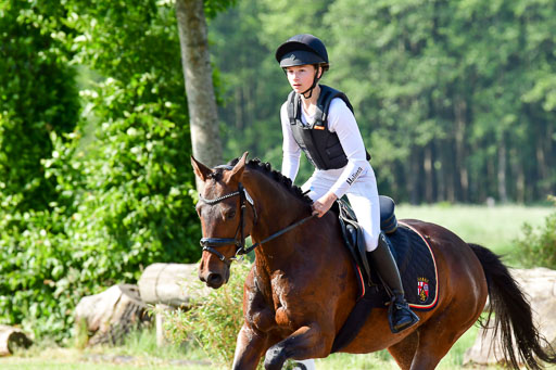 Goldene Schärpe Ponys in Löningen  4+5.6.22 | 04062022 - Gelände 1 Abt _0138 