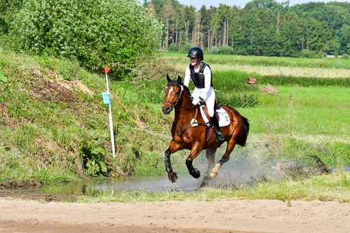 Goldene Schärpe Ponys in Löningen  4+5.6.22 | 04062022 - Gelände 1 Abt _0152 