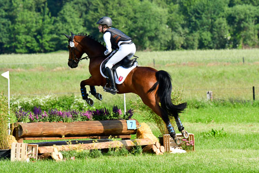 Goldene Schärpe Ponys in Löningen  4+5.6.22 | 04062022 - Gelände 1 Abt _0177 