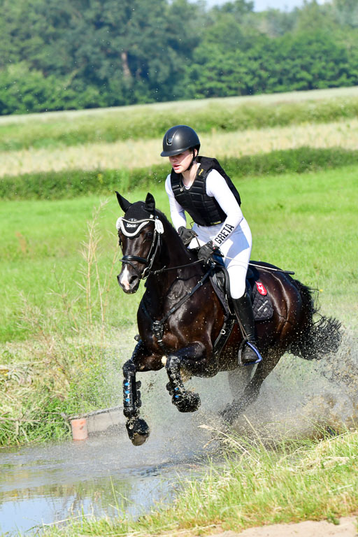 Goldene Schärpe Ponys in Löningen  4+5.6.22 | 04062022 - Gelände 1 Abt _0220 