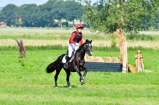 Goldene Schärpe Ponys in Löningen  4+5.6.22 | 04062022 - Gelände 1 Abt _0255 