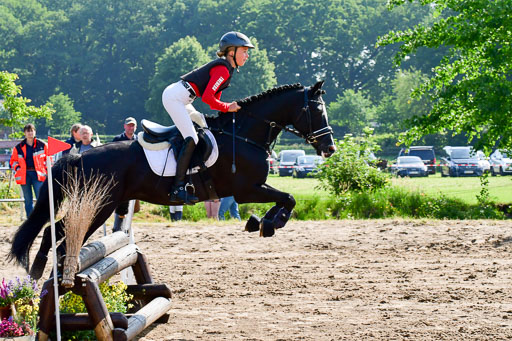 Goldene Schärpe Ponys in Löningen  4+5.6.22 | 04062022 - Gelände 1 Abt _0282 