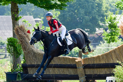 Goldene Schärpe Ponys in Löningen  4+5.6.22 | 04062022 - Gelände 1 Abt _0299 