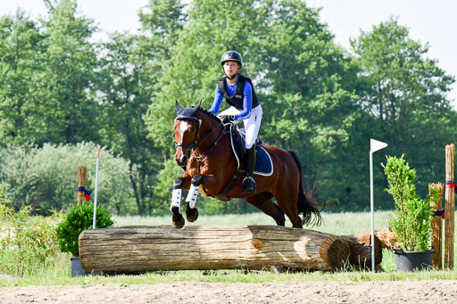 Goldene Schärpe Ponys in Löningen  4+5.6.22 | 04062022 - Gelände 1 Abt _0318 