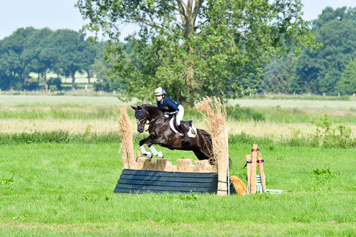 Goldene Schärpe Ponys in Löningen  4+5.6.22 | 04062022 - Gelände 1 Abt _0328 