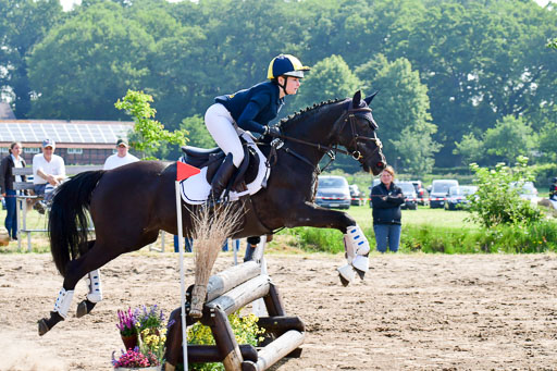 Goldene Schärpe Ponys in Löningen  4+5.6.22 | 04062022 - Gelände 1 Abt _0330 