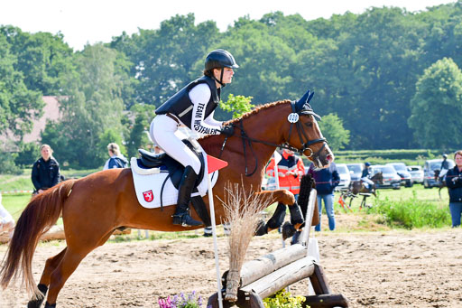 Goldene Schärpe Ponys in Löningen  4+5.6.22 | 04062022 - Gelände 1 Abt _0346 