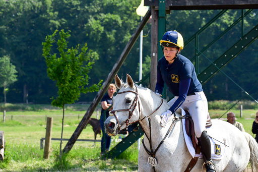 Goldene Schärpe Ponys in Löningen  4+5.6.22 | 04062022 - Gelände 1 Abt _0380 