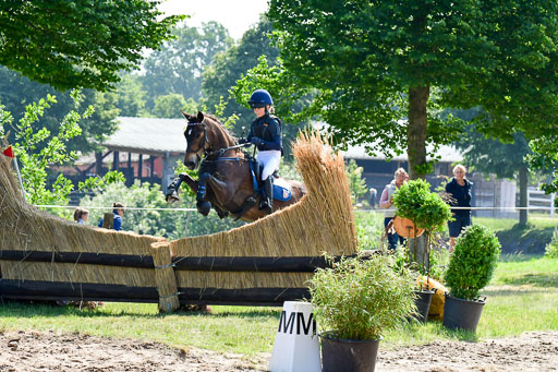 Goldene Schärpe Ponys in Löningen  4+5.6.22 | 04062022 - Gelände 1 Abt _0421 
