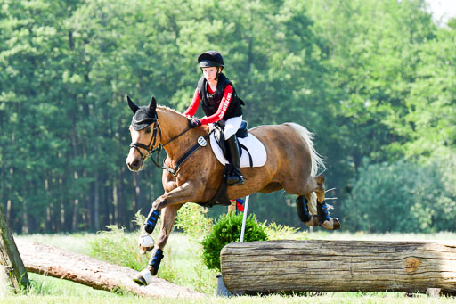 Goldene Schärpe Ponys in Löningen  4+5.6.22 | 04062022 - Gelände 1 Abt _0461 